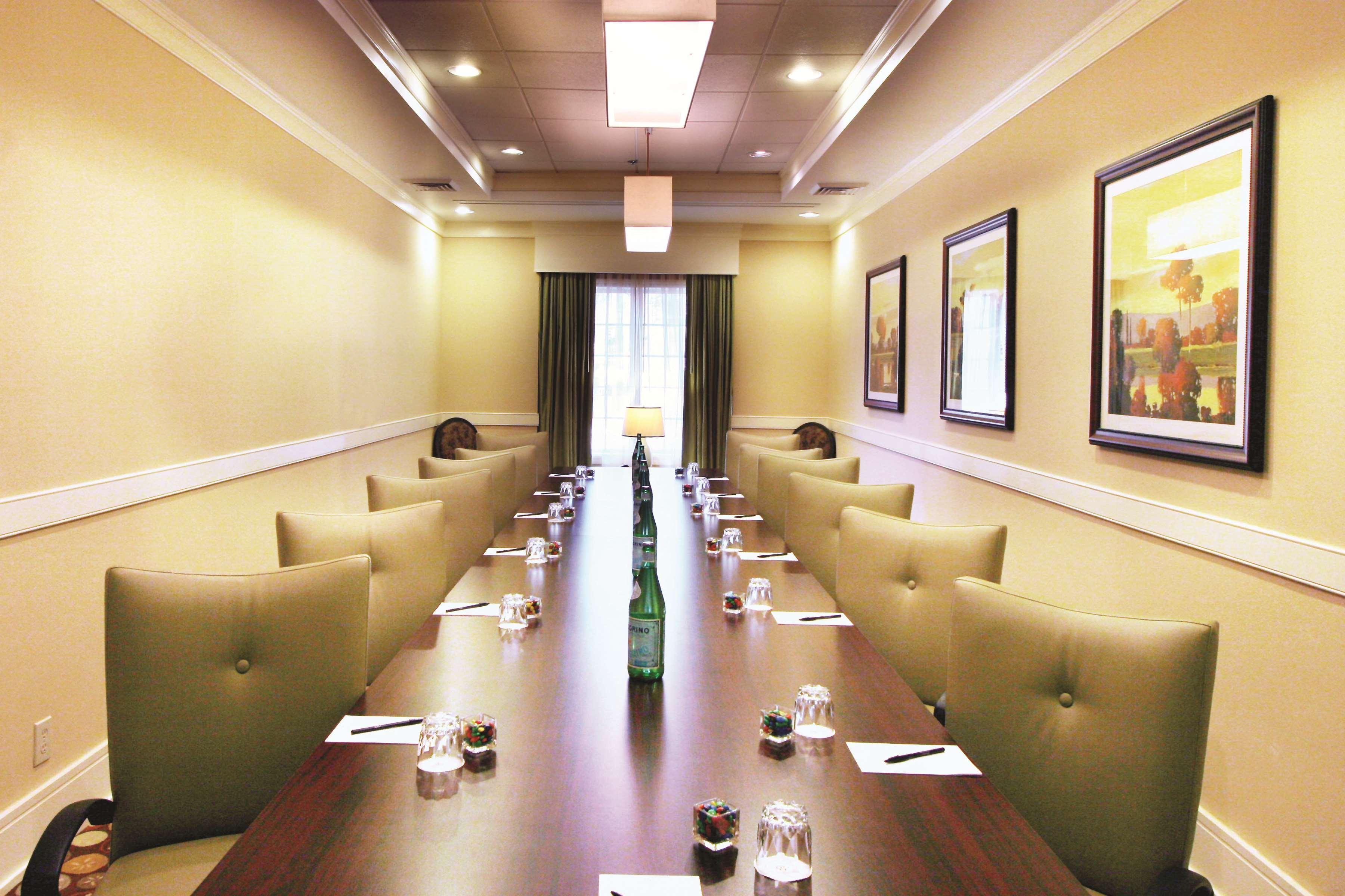 Doubletree Suites By Hilton At The Battery Atlanta Smyrna Buitenkant foto
