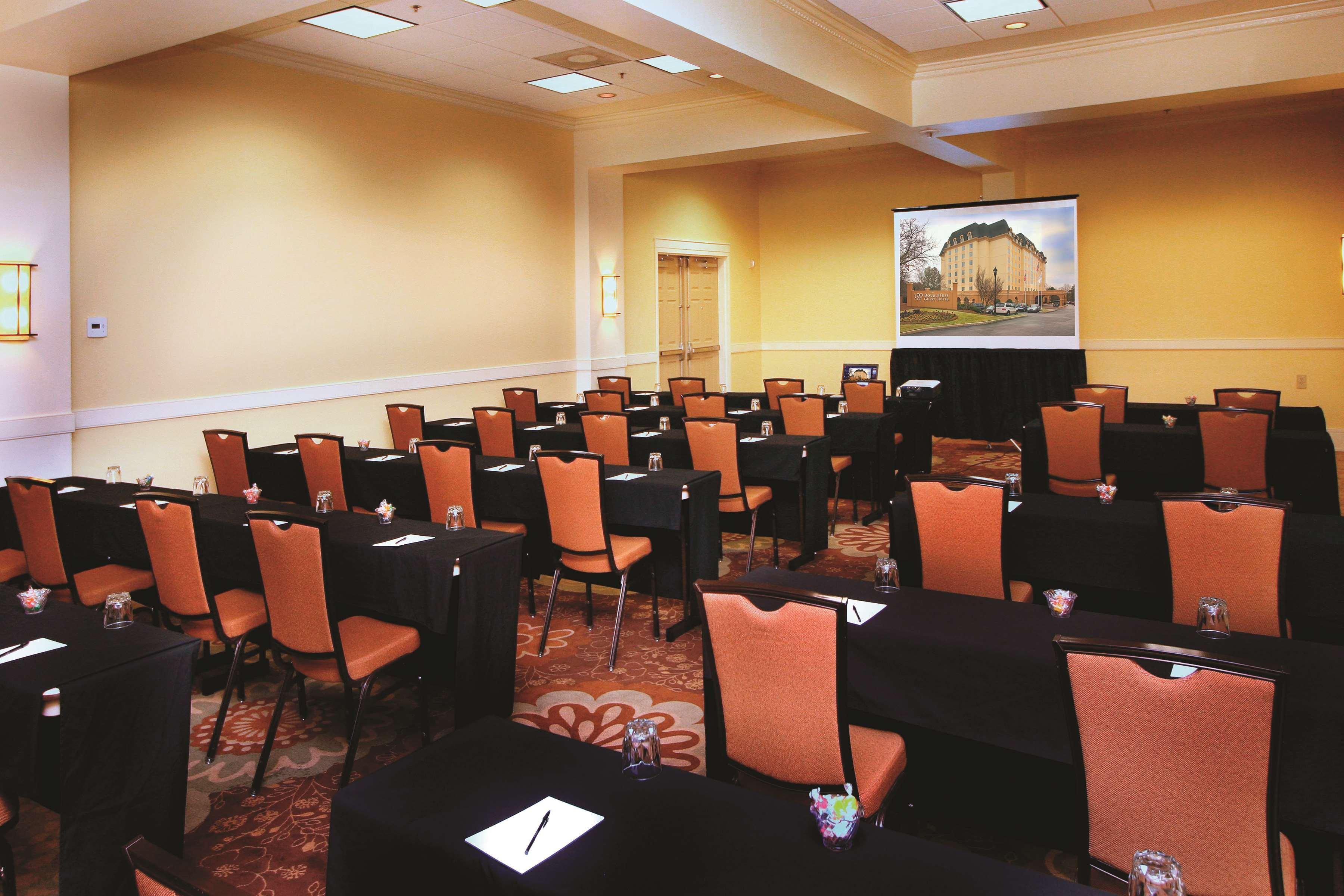 Doubletree Suites By Hilton At The Battery Atlanta Smyrna Buitenkant foto