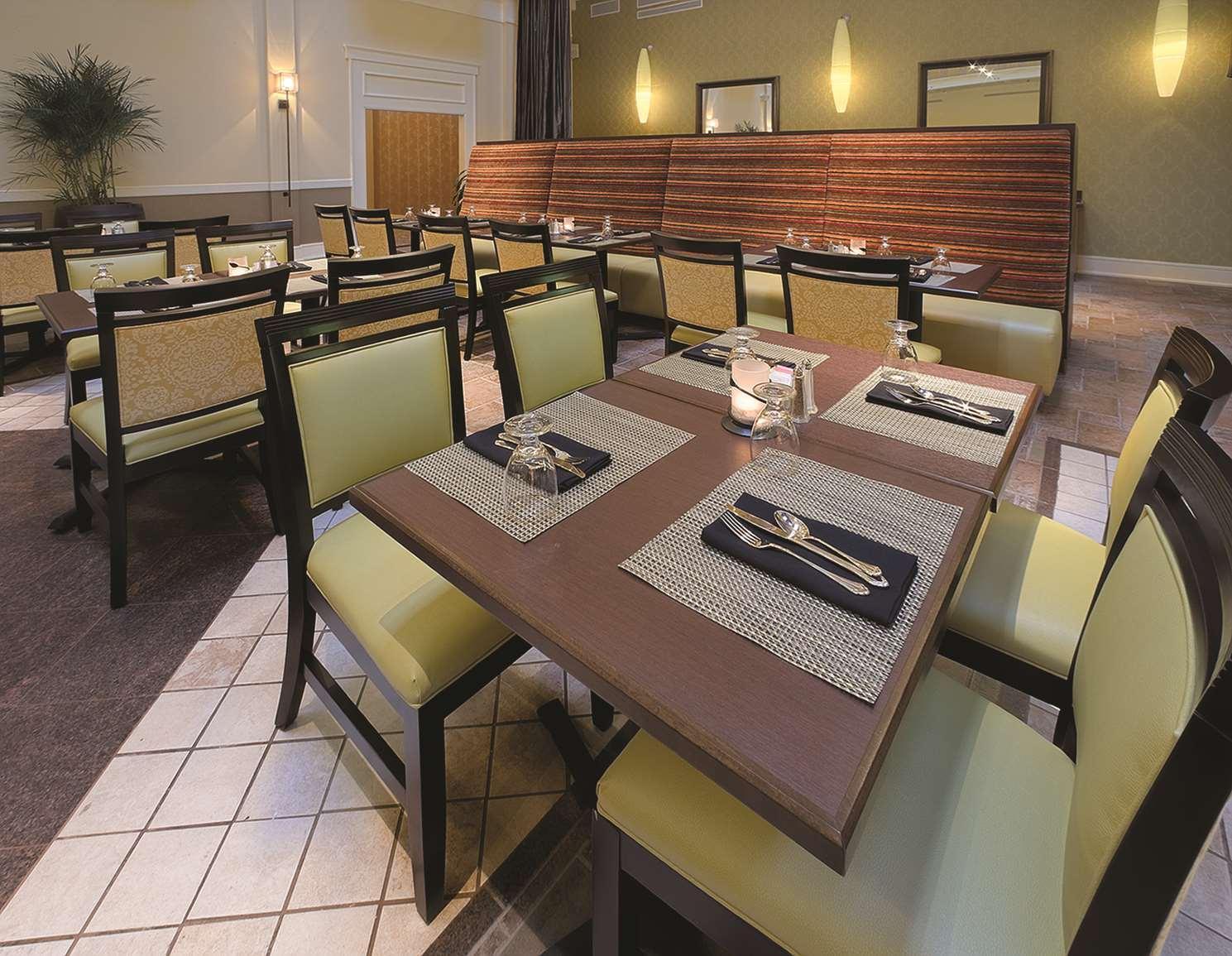 Doubletree Suites By Hilton At The Battery Atlanta Smyrna Buitenkant foto