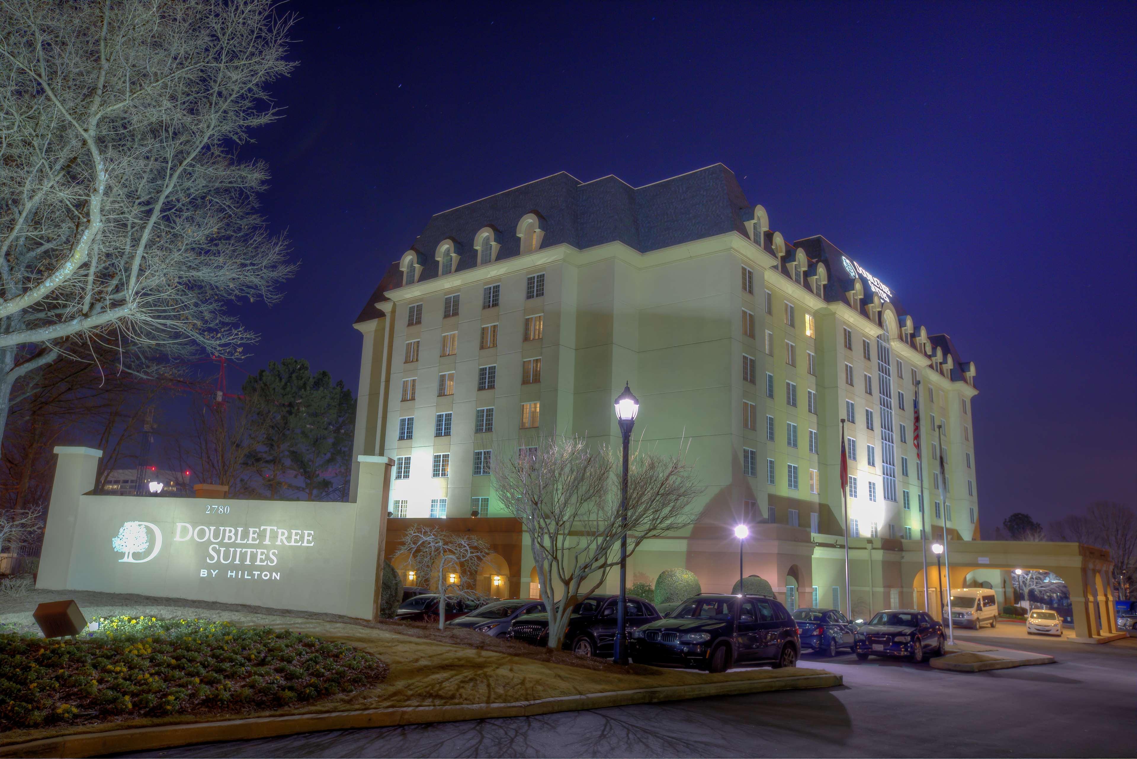 Doubletree Suites By Hilton At The Battery Atlanta Smyrna Buitenkant foto