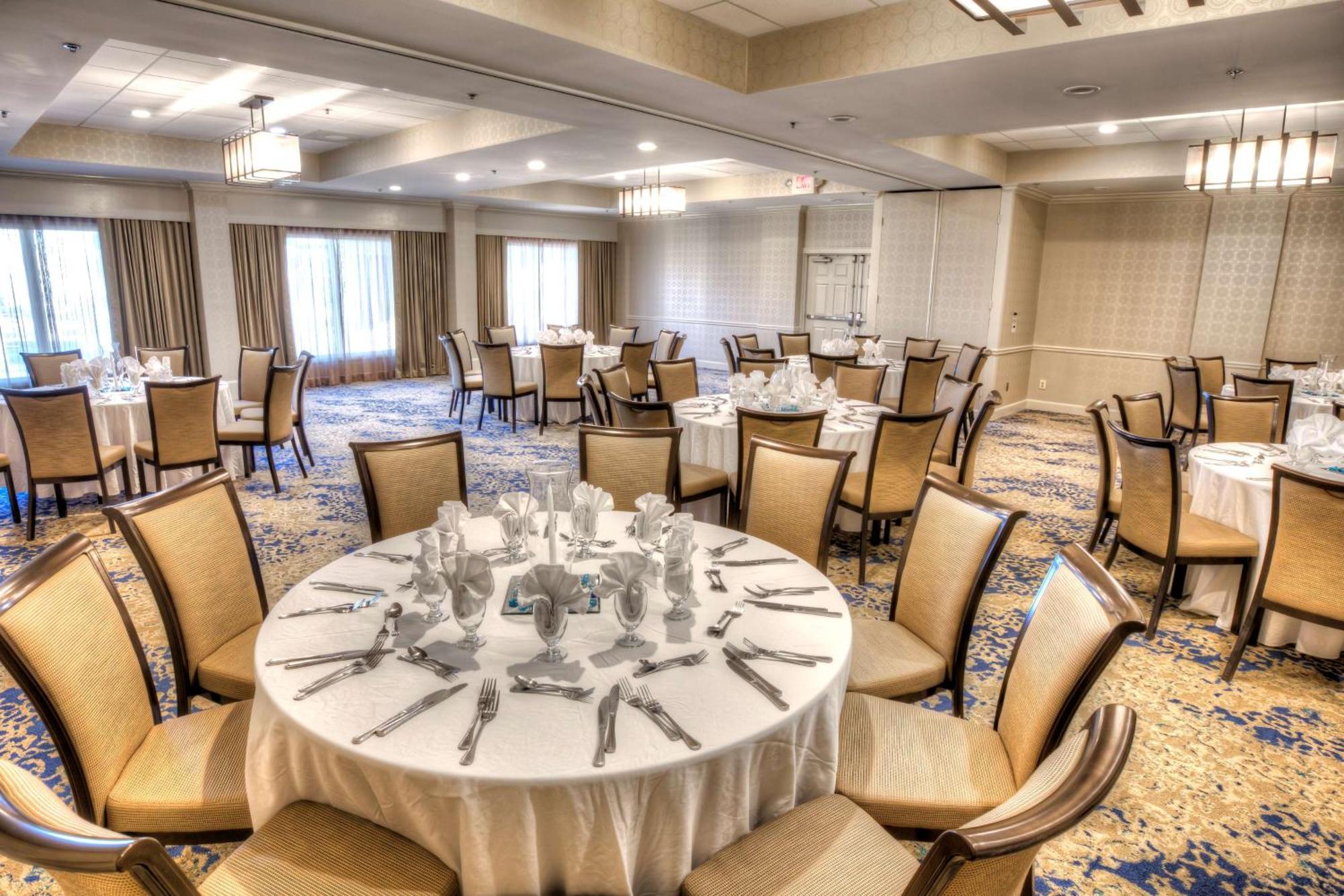 Doubletree Suites By Hilton At The Battery Atlanta Smyrna Buitenkant foto
