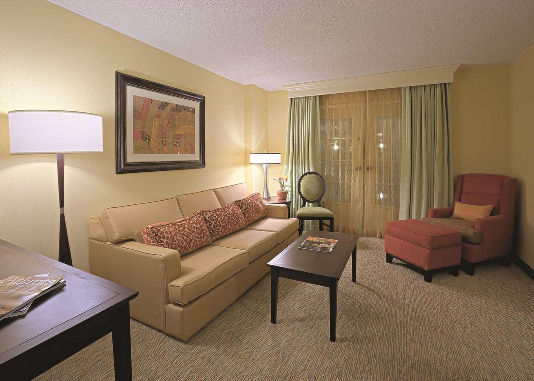 Doubletree Suites By Hilton At The Battery Atlanta Smyrna Buitenkant foto