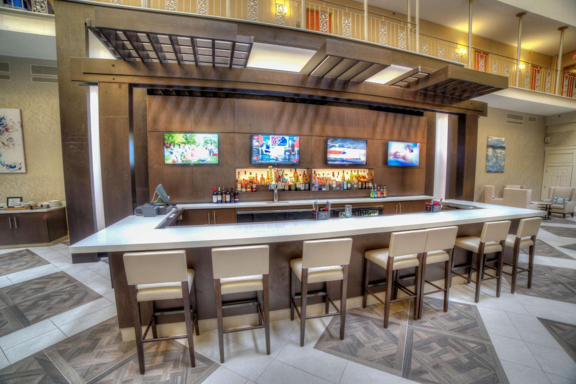 Doubletree Suites By Hilton At The Battery Atlanta Smyrna Buitenkant foto